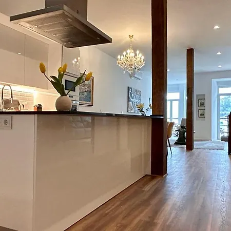 On La Concha - Iru سان سيباستيان