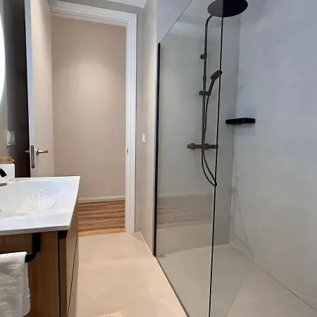 Apartment On La Concha - Iru