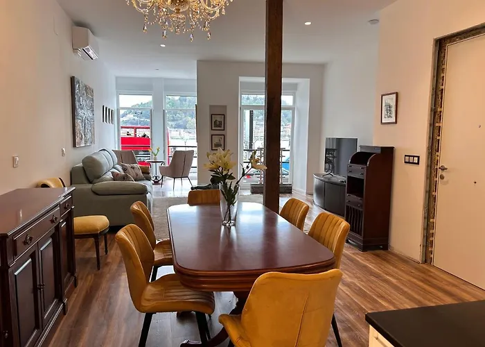 Apartment On La Concha - Iru *