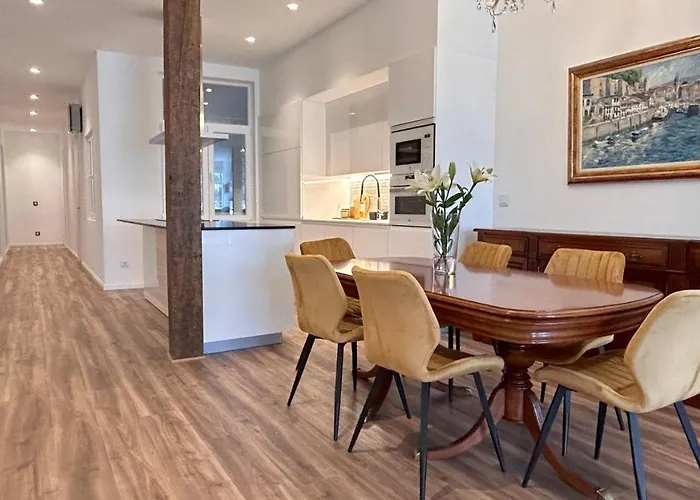 Apartment On La Concha - Iru *